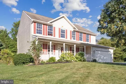 603 Firethorn Ct, Mount Airy, MD 21771