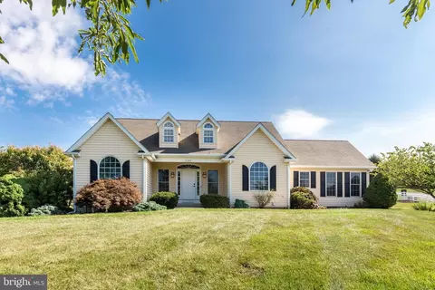 1120 Briarcrest Dr, Westminster, MD 21158