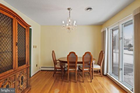 2302 Susanann Dr, Hampstead, MD 21074 photo 8