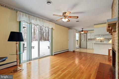 2302 Susanann Dr, Hampstead, MD 21074 photo 13