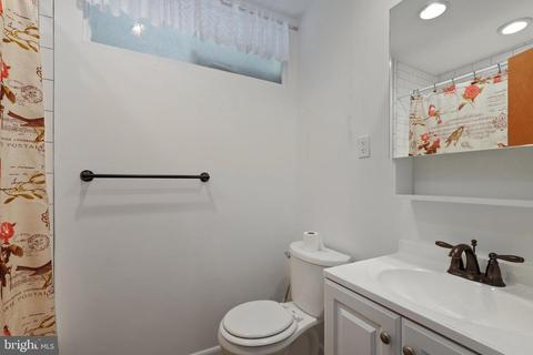 2302 Susanann Dr, Hampstead, MD 21074 photo 17