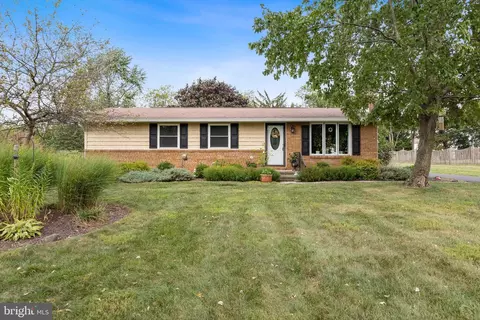 4707 Warner Dr, Manchester, MD 21102