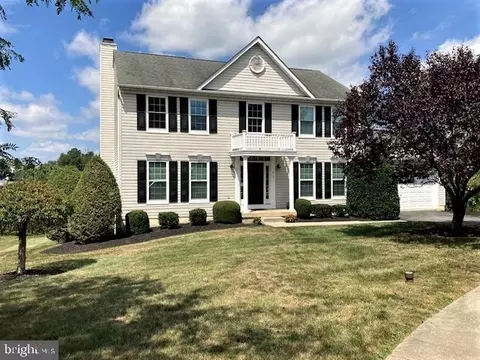 812 Ryder Ct, Westminster, MD 21158 photo 2