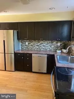 70 12 Bond St, Westminster, MD 21157 photo 2