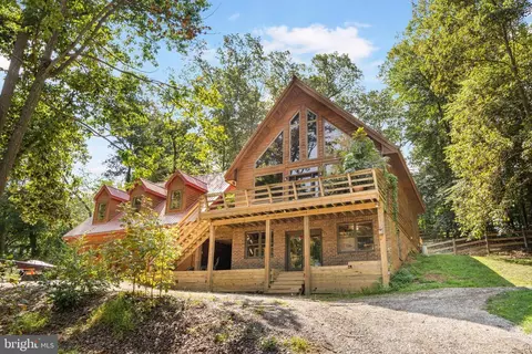 1550 Stone Chapel Rd, New Windsor, MD 21776