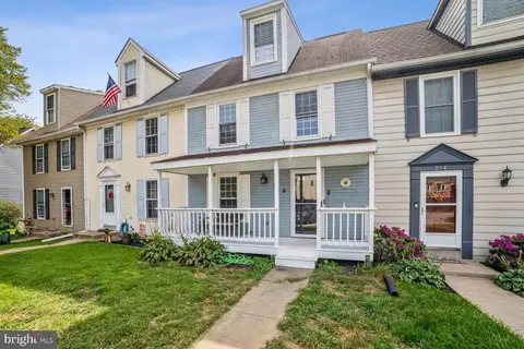 216 Hoff Ct, Mount Airy, MD 21771