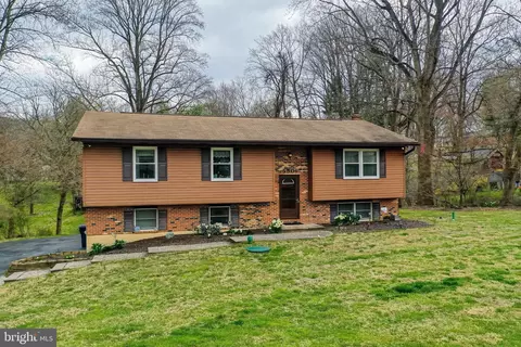 5806 Melville Rd, Sykesville, MD 21784