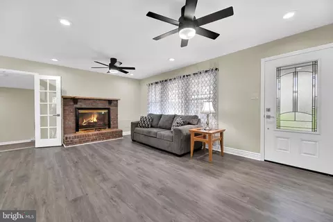 4827 Dave Rill Rd, Hampstead, MD 21074 photo 7