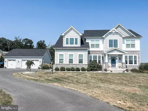 964 Oak Tree Rd, Westminster, MD 21157