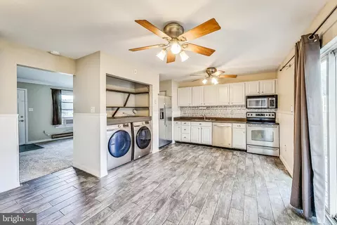 801 Ewing Dr, Westminster, MD 21158 photo 9