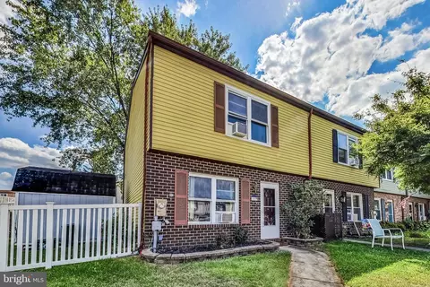 801 Ewing Dr, Westminster, MD 21158