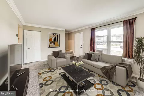 801 Ewing Dr, Westminster, MD 21158 photo 2