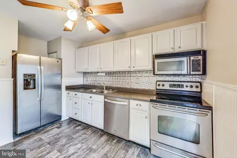 801 Ewing Dr, Westminster, MD 21158 photo 8
