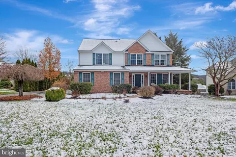 895 Sumner Ct, Westminster, MD 21158