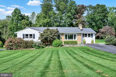 2120 Carroll Dale Rd, Sykesville, MD 21784