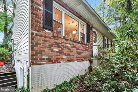 4685 Geeting Rd, Westminster, MD 21158