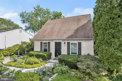 1003 Sitka Spruce Ln, Sykesville, MD 21784