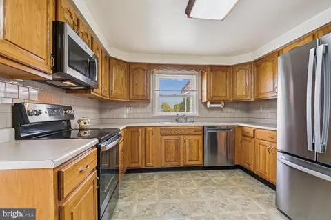 515 Old Baltimore Rd, Westminster, MD 21157 photo 8