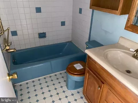 902 Rolling Ridge Dr, Westminster, MD 21157 photo 8