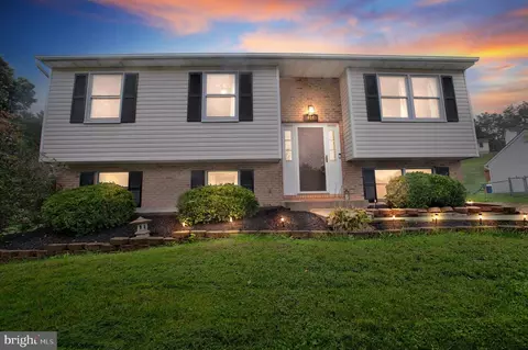 414 Stacy Lee Ct, Westminster, MD 21158
