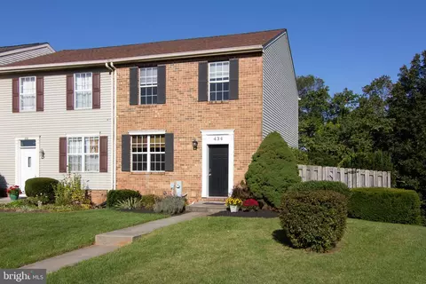 434 Logan Dr, Westminster, MD 21157