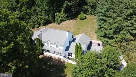 1478 Naugahyde Rd, Westminster, MD 21157