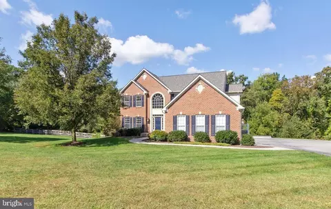 706 Conservatory Dr, Sykesville, MD 21784