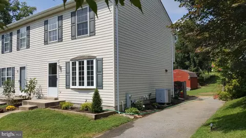500 Oklahoma Ave, Sykesville, MD 21784