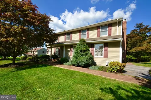 1203 Weymouth St, Westminster, MD 21158