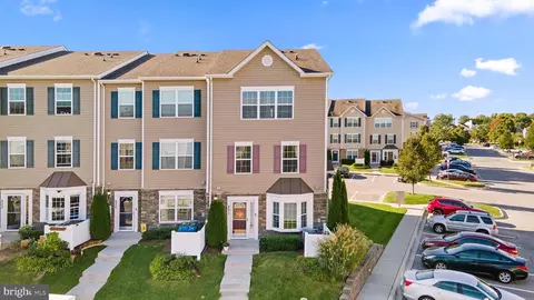 6515 Dundee Dr #231, Sykesville, MD 21784