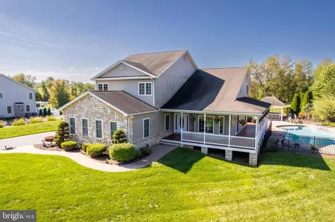 3010 Acorn Hill Dr, Westminster, MD 21158
