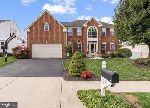 635 Spring Meadow Dr, Westminster, MD 21158
