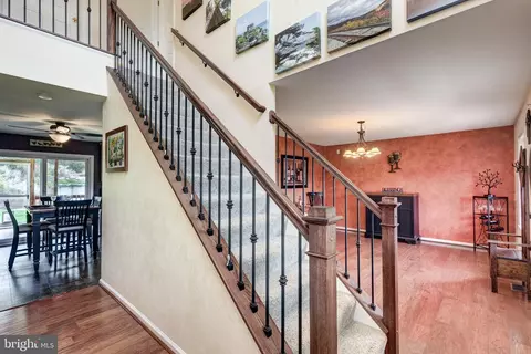 1238 Allview Dr, Hampstead, MD 21074 photo 4