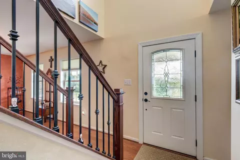 1238 Allview Dr, Hampstead, MD 21074 photo 3