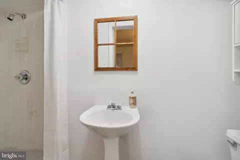 442 Logan Dr, Westminster, MD 21157 photo 21