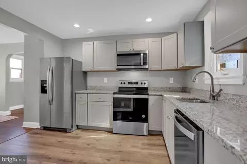 320 E Main St, Westminster, MD 21157 photo 12