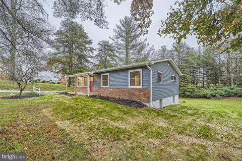 5316 Wendy Rd, Sykesville, MD 21784