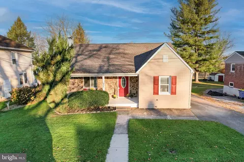 306 College Ave, New Windsor, MD 21776
