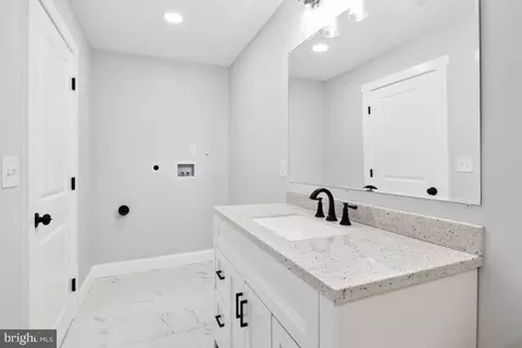 1139 S Main St, Hampstead, MD 21074 photo 15