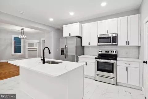 1139 S Main St, Hampstead, MD 21074 photo 9