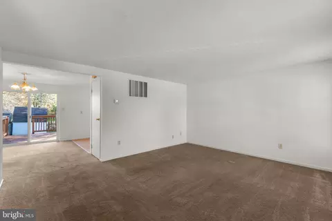 839 Ewing Dr, Westminster, MD 21158 photo 10