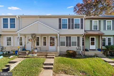 839 Ewing Dr, Westminster, MD 21158