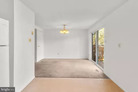 839 Ewing Dr, Westminster, MD 21158 photo 9
