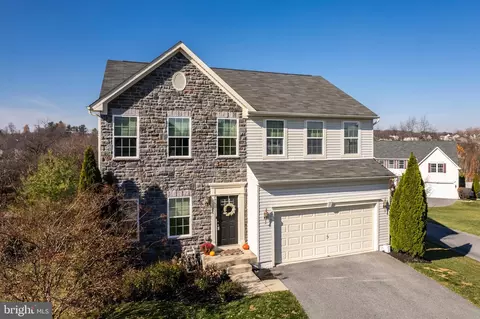 363 Meadow Creek Dr, Westminster, MD 21158
