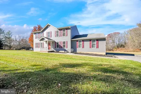 3778 London Bridge Rd, Sykesville, MD 21784