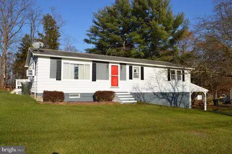 1941 Trevanion Rd, Taneytown, MD 21787