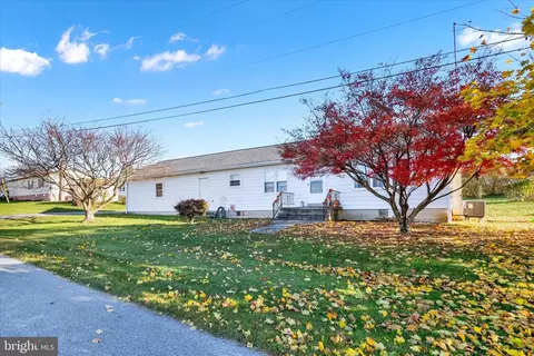 3073 Wood Dr, Manchester, MD 21102