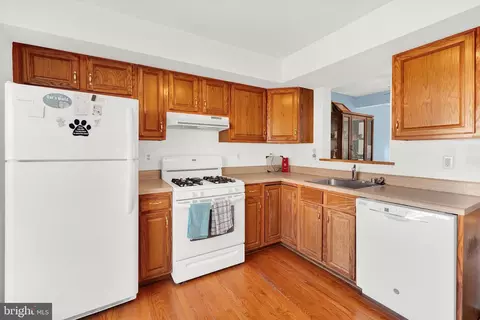 4655 Marksman Ct, Hampstead, MD 21074 photo 6