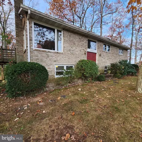 1033 Hook Rd, Westminster, MD 21157
