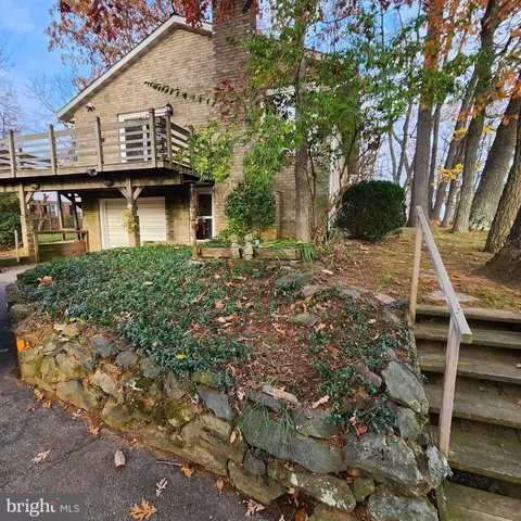 1033 Hook Rd, Westminster, MD 21157 photo 2